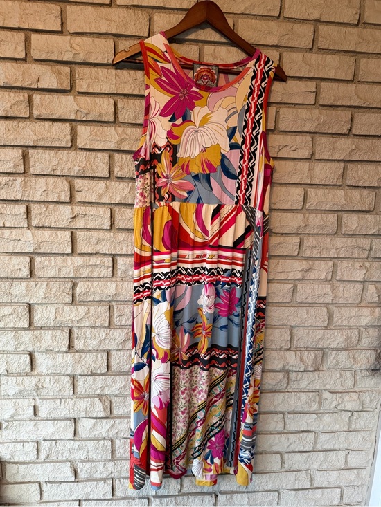 Johnny Was Dresses & Skirts - JW•3J Rachel May Easy Fit Tank Dress
Colorful Floral Geometric Print Size M